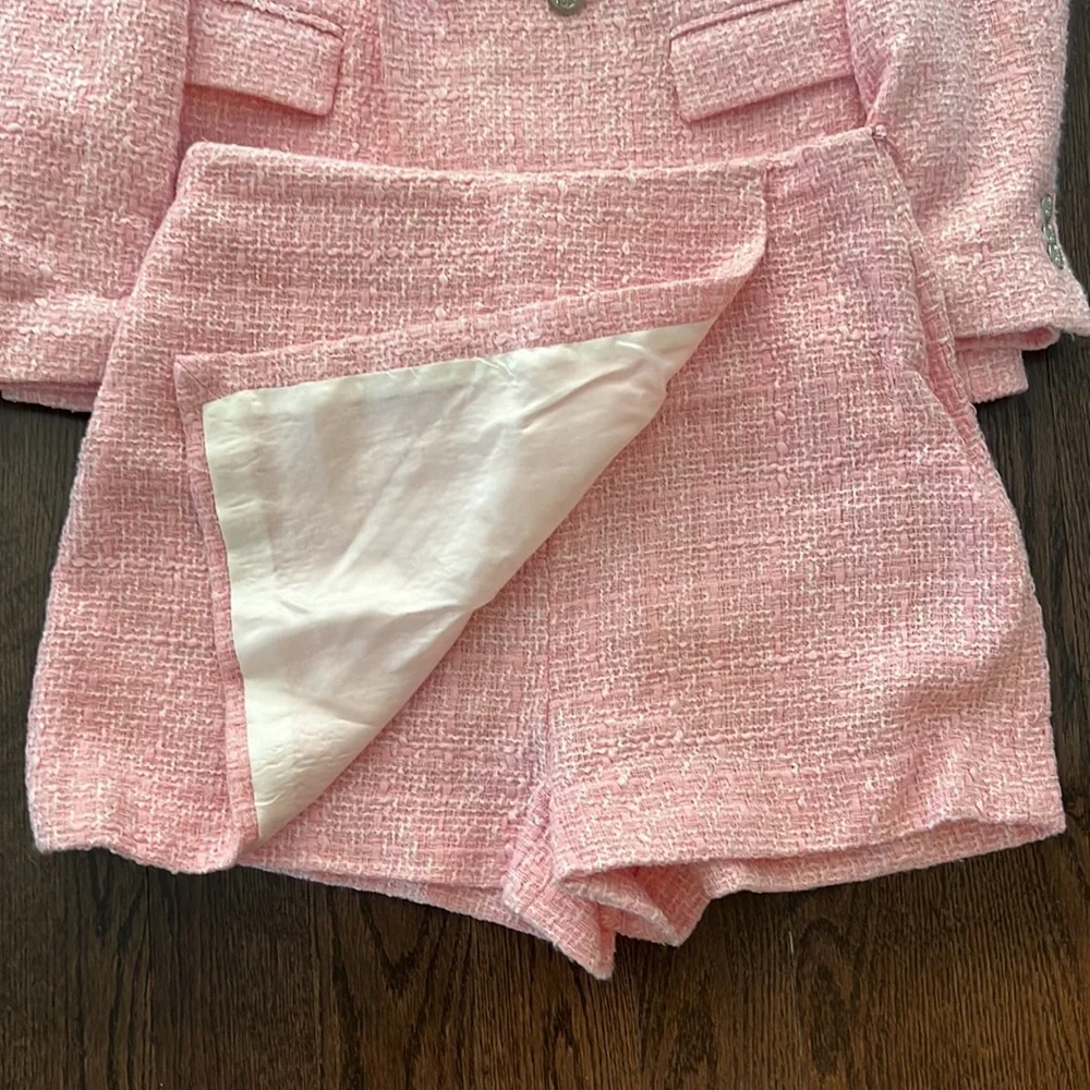 Beautiful Zara skirt tweed pink suit L sold out - Picture 2 of 3